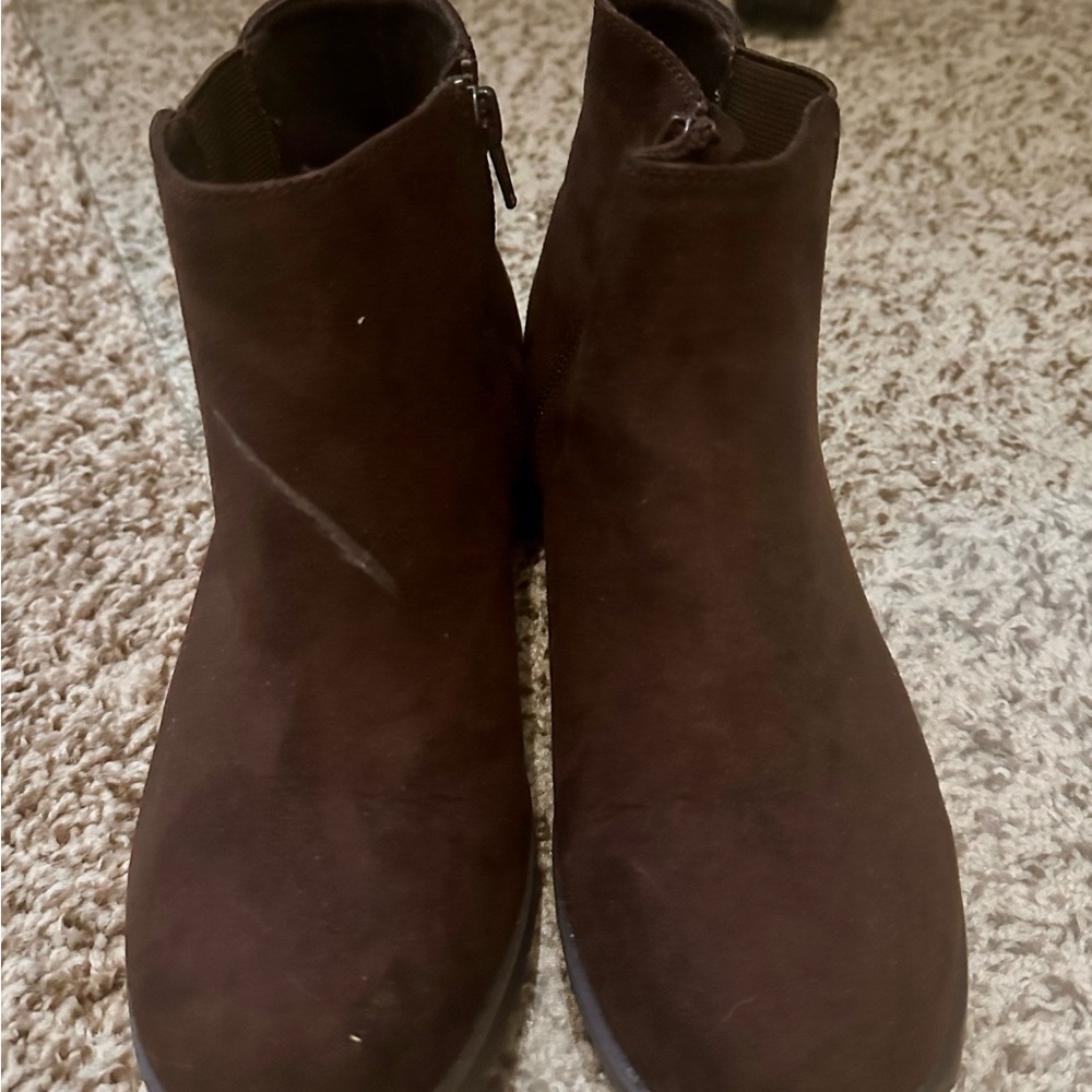 Elegant Brown Ankle Boots